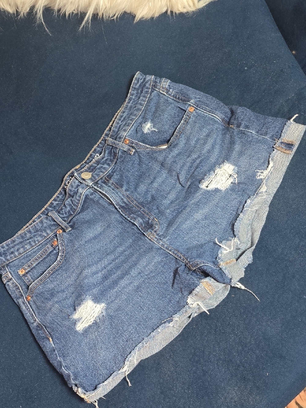 No Boundaries Distressed Denim Shorts - Blue